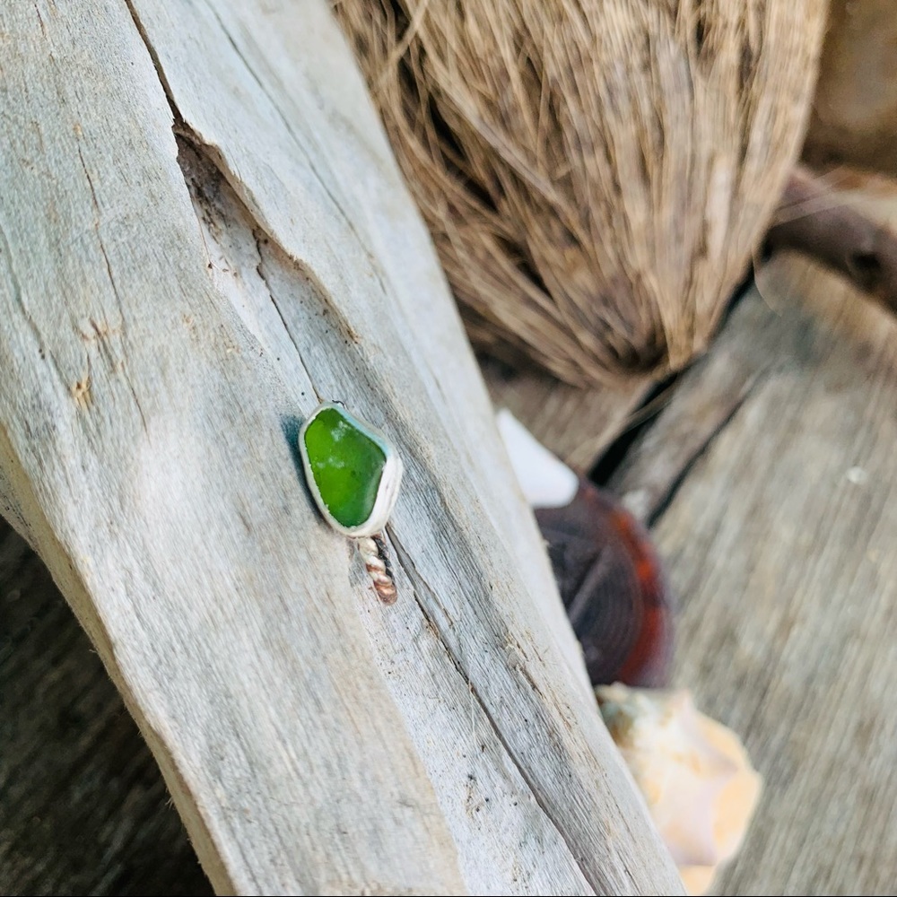 Sea tumbled green sea glass sterling & fine silver soldered toe ring beach - Picture 2 of 3
